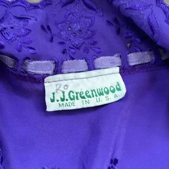 J.J. Greenwood | Vintage purple eyelet lace trim short sleeve  button up - Picture 7 of 12
